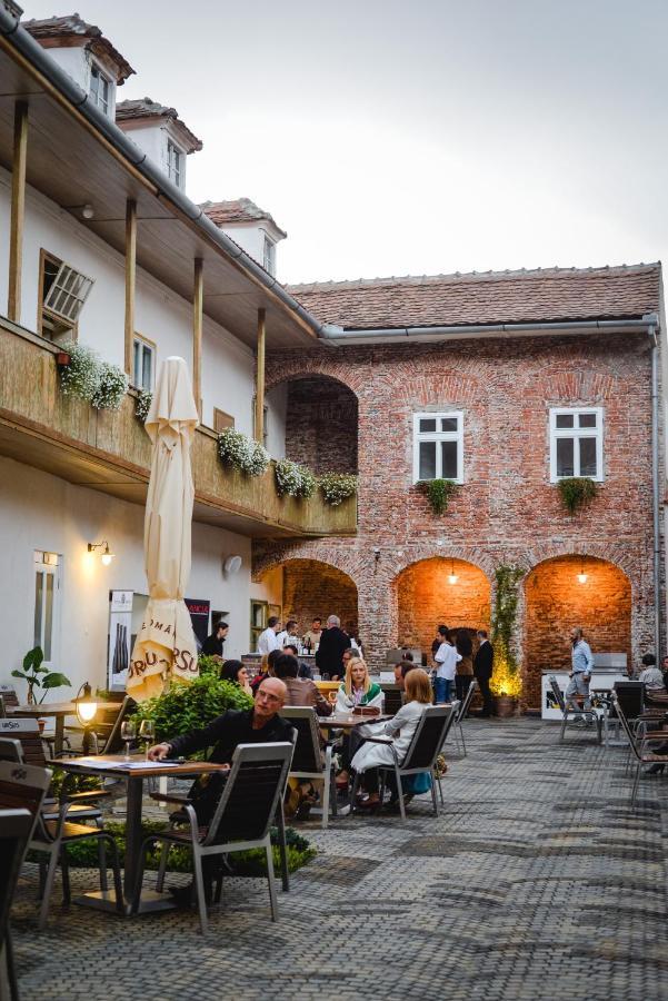 Jules Home Sibiu Buitenkant foto