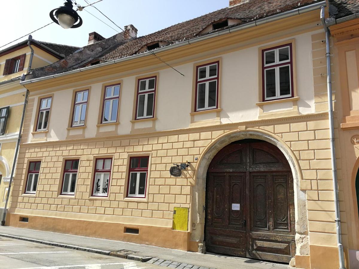 Jules Home Sibiu Buitenkant foto